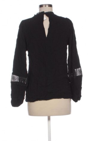 Дамска блуза Juffrouw Jansen, Размер L, Цвят Черен, Цена 20,99 лв.