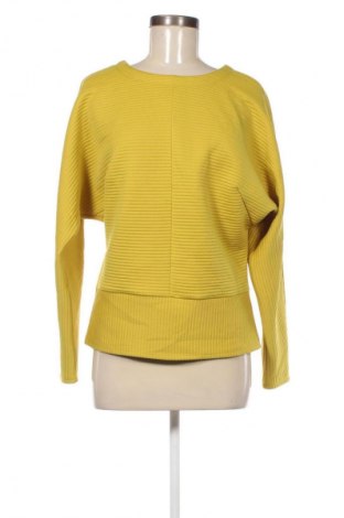 Дамска блуза Kenneth Cole, Размер M, Цвят Жълт, Цена 12,99 лв.