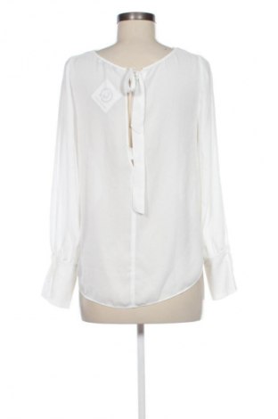 Дамска блуза Mango, Размер M, Цвят Бял, Цена 14,99 лв.