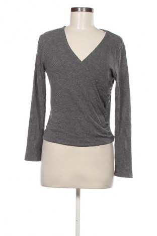 Дамска блуза Mango, Размер L, Цвят Сив, Цена 13,99 лв.