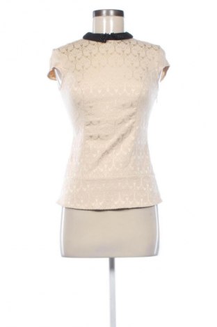 Дамска блуза Mohito, Размер XS, Цвят Бежов, Цена 19,14 лв.