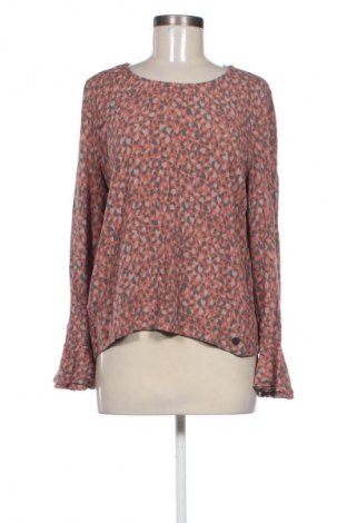 Дамска блуза Numph, Размер M, Цвят Многоцветен, Цена 47,88 лв.
