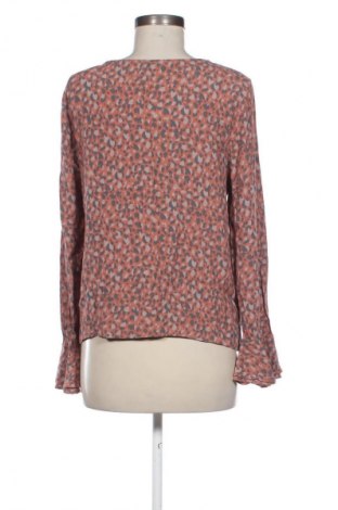 Дамска блуза Numph, Размер M, Цвят Многоцветен, Цена 47,88 лв.