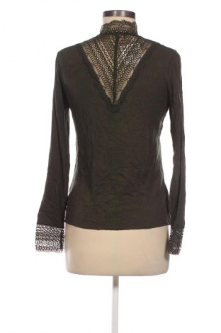 Дамска блуза ONLY, Размер XL, Цвят Зелен, Цена 5,99 лв.