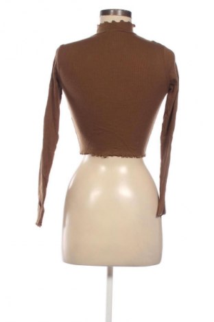 Dámská halenka Pull&Bear, Velikost S, Barva Hnědá, Cena  149,00 Kč