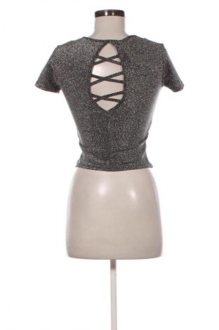 Дамска блуза Sinsay, Размер S, Цвят Сребрист, Цена 15,09 лв.