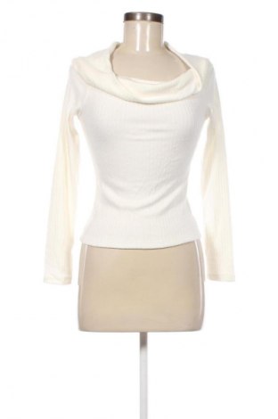 Damen Shirt Stradivarius, Größe M, Farbe Weiß, Preis € 8,99