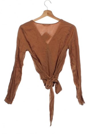 Damen Shirt Stradivarius, Größe XS, Farbe Braun, Preis € 9,72