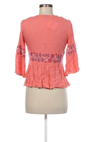 Дамска блуза Unbranded, Размер M, Цвят Многоцветен, Цена 19,00 лв.