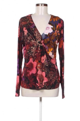 Дамска блуза Unbranded, Размер M, Цвят Многоцветен, Цена 10,99 лв.