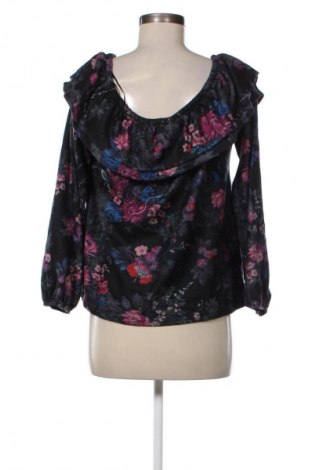 Női blúz Yessica, Méret S, Szín Sokszínű, Ár 2 599 Ft