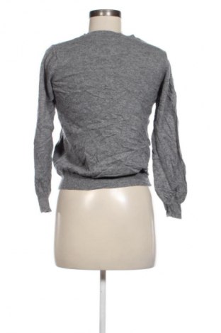 Дамска жилетка Guess, Размер M, Цвят Сив, Цена 22,99 лв.