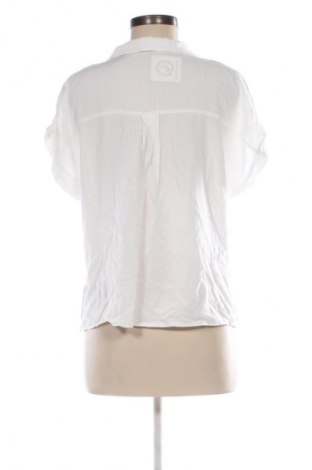 Γυναικείο πουκάμισο Gina Tricot, Μέγεθος M, Χρώμα Λευκό, Τιμή 10,23 €