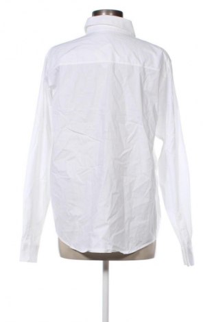 Дамска риза Hugo Boss, Размер XL, Цвят Бял, Цена 109,99 лв.