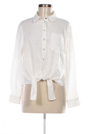 Дамска риза ONLY, Размер L, Цвят Бял, Цена 16,99 лв.