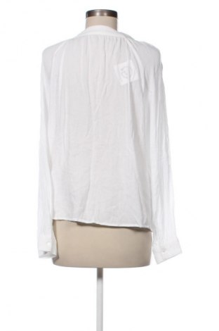 Cămașă de femei Unbranded, Mărime M, Culoare Alb, Preț 66,00 Lei
