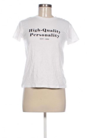 Дамска тениска Bershka, Размер XS, Цвят Бял, Цена 20,99 лв.