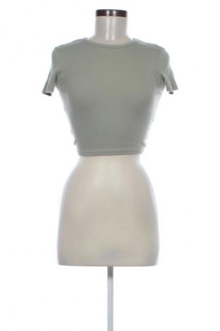 Damen T-Shirt Pull&Bear, Größe S, Farbe Grün, Preis € 5,99