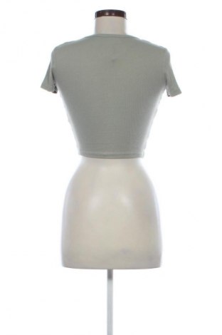 Damen T-Shirt Pull&Bear, Größe S, Farbe Grün, Preis € 5,99