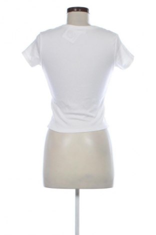 Damen T-Shirt Pull&Bear, Größe M, Farbe Weiß, Preis € 8,70