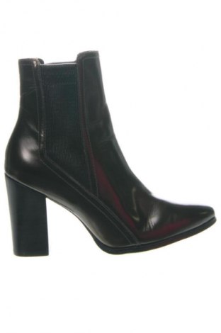 Botine de damă Caprice, Mărime 38, Culoare Maro, Preț 257,99 Lei
