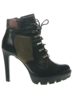 Dámské boty  Carinii, Velikost 38, Barva Vícebarevné, Cena  2 722,00 Kč