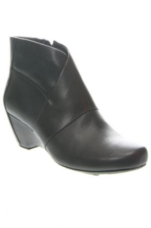 Botine de damă Clarks, Mărime 40, Culoare Gri, Preț 529,99 Lei