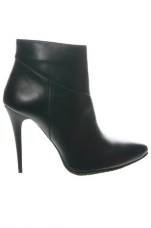 Dámské boty  Marelbo, Velikost 40, Barva Černá, Cena  1 499,00 Kč