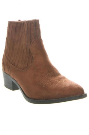 Dámské boty  New Yorker, Velikost 39, Barva Hnědá, Cena  797,00 Kč