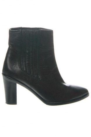 Botine de damă Pasito, Mărime 38, Culoare Negru, Preț 420,46 Lei