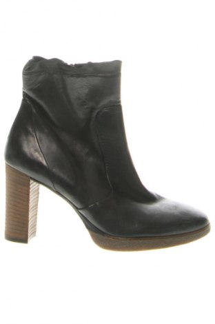 Dámské boty  Paul Green, Velikost 39, Barva Černá, Cena  1 799,00 Kč