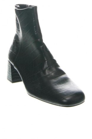 Dámské boty  Pull&Bear, Velikost 37, Barva Černá, Cena  976,00 Kč