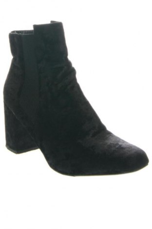 Botine de damă Reserved, Mărime 39, Culoare Negru, Preț 117,99 Lei
