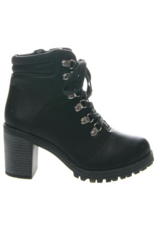 Dámské boty  Sinsay, Velikost 36, Barva Černá, Cena  797,00 Kč