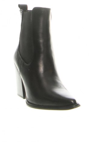 Dámské boty  Tamaris, Velikost 37, Barva Černá, Cena  2 649,00 Kč