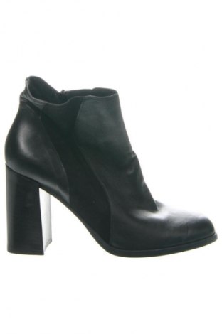 Damskie botki Unbranded, Rozmiar 41, Kolor Czarny, Cena 144,83 zł