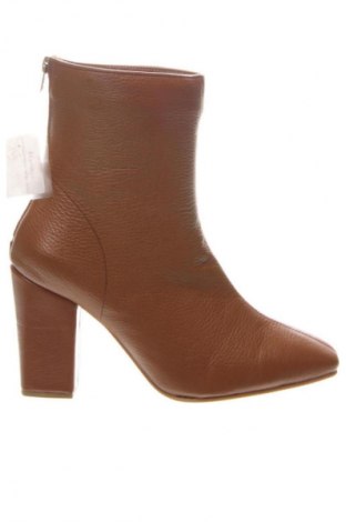 Botine de damă Unbranded, Mărime 38, Culoare Maro, Preț 393,99 Lei