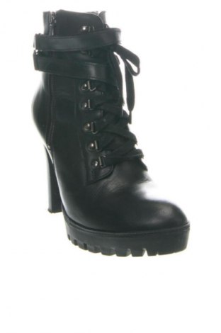 Dámské boty  Wojas, Velikost 40, Barva Černá, Cena  1 772,00 Kč