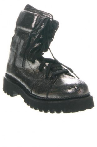 Dámské boty  Karl Lagerfeld, Velikost 38, Barva Stříbrná, Cena  8 682,00 Kč