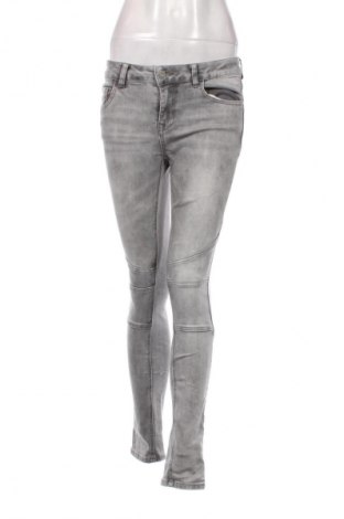 Damen Jeans Amisu, Größe M, Farbe Grau, Preis € 9,99