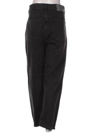 Dámske džínsy  Bershka, Veľkosť L, Farba Čierna, Cena  15,95 €