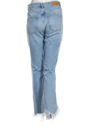 Blugi de femei Bershka, Mărime S, Culoare Albastru, Preț 89,93 Lei