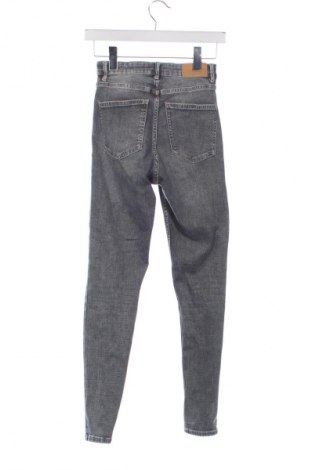 Női farmernadrág Bershka, Méret XXS, Szín Szürke, Ár 3 969 Ft