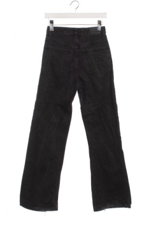Blugi de femei Bershka, Mărime XS, Culoare Negru, Preț 77,17 Lei