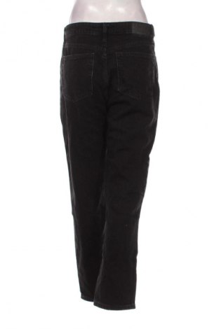 Γυναικείο Τζίν Bershka, Μέγεθος M, Χρώμα Μαύρο, Τιμή 11,99 €