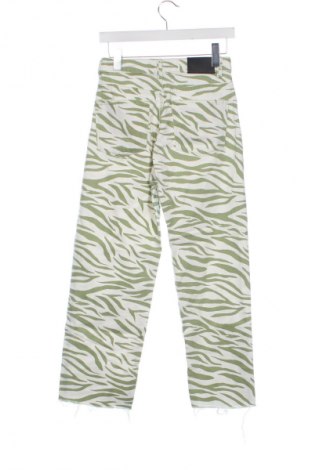 Női farmernadrág Bershka, Méret XS, Szín Sokszínű, Ár 5 776 Ft