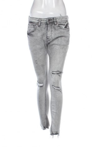 Damen Jeans Bershka, Größe M, Farbe Grau, Preis 9,99 €