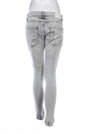 Damen Jeans Bershka, Größe M, Farbe Grau, Preis 9,99 €