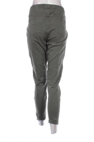 Дамски дънки C&A, Размер XXL, Цвят Зелен, Цена 29,99 лв.