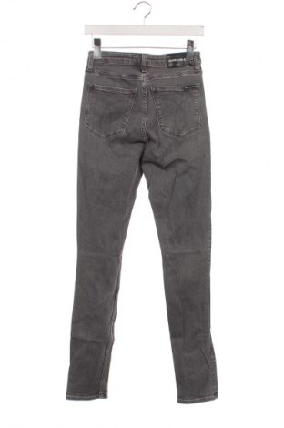 Dámske džínsy  Calvin Klein Jeans, Veľkosť XS, Farba Sivá, Cena  75,82 €